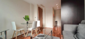 MySquare Moorgate One Bedroom Apartment near lamb's Passage